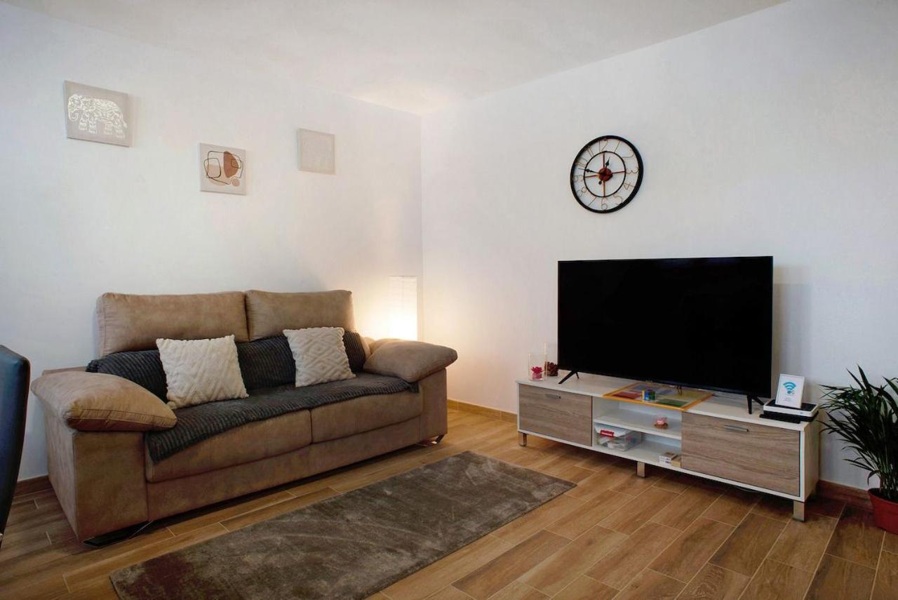 דירות Agua de Fontanales Loft Fontanales חדר תמונה